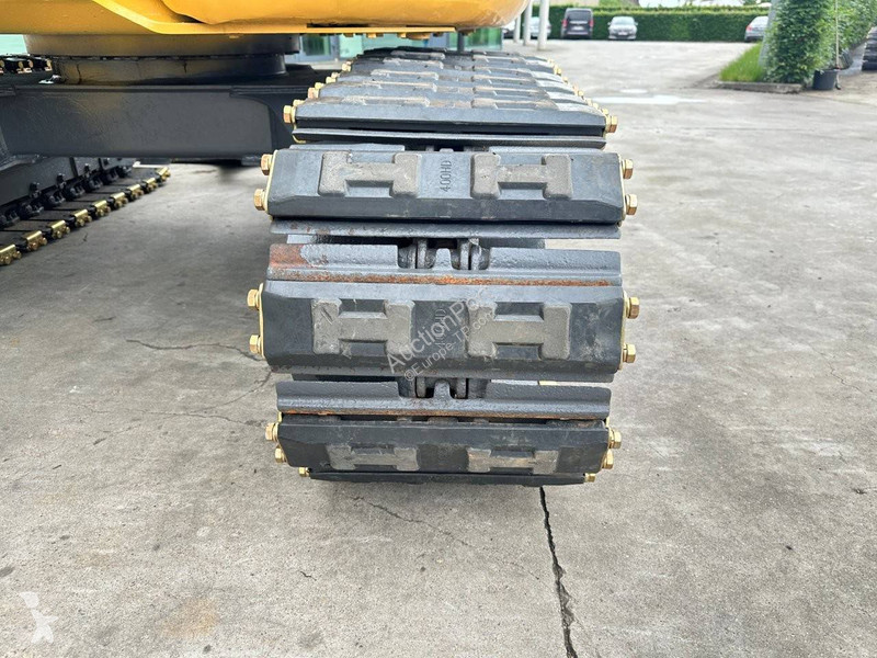 Екскаватор Komatsu