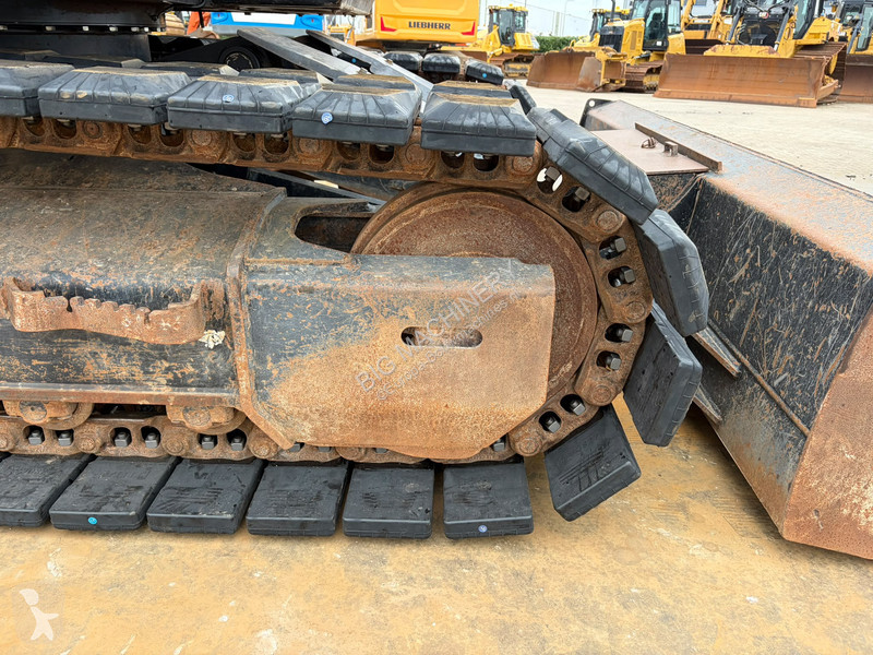 Багер Hitachi
