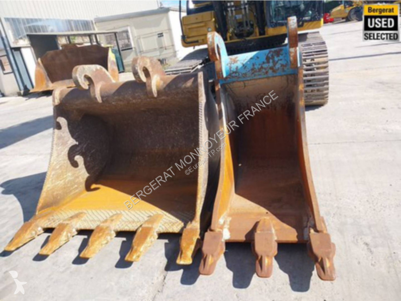 Escavadora Caterpillar 336-08