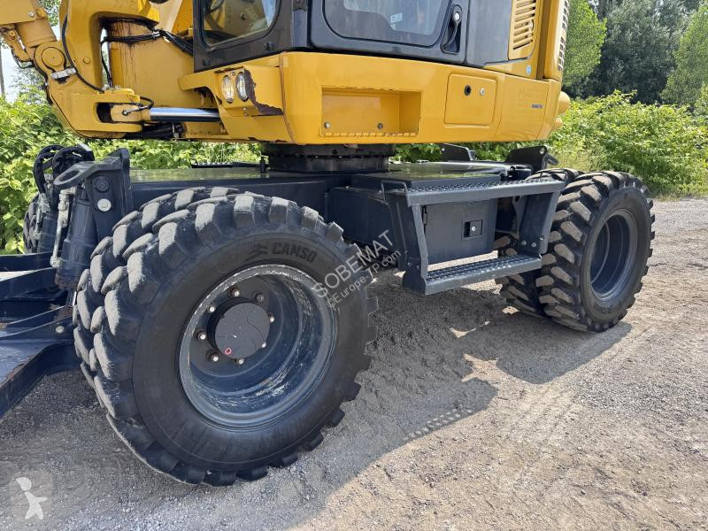 Escavadora Komatsu  PW118MR-11