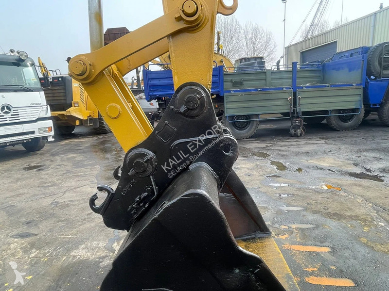 جرافة Caterpillar 325L Track Excavator 29T....