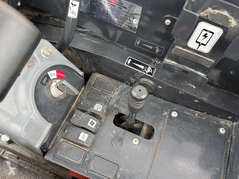 Skovel Yanmar Vio26-6