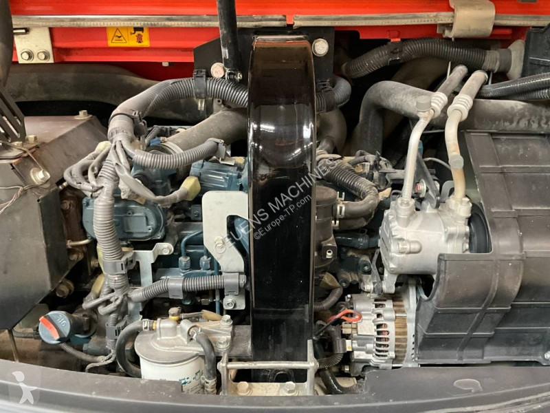جرافة Kubota 0804 A 2