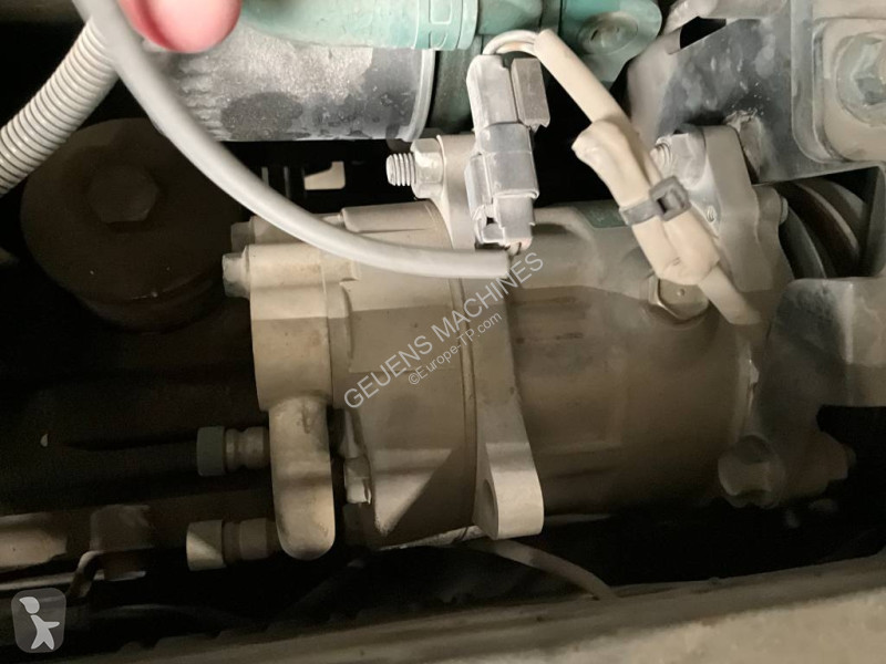 جرافة Volvo EW 60 E powertilt