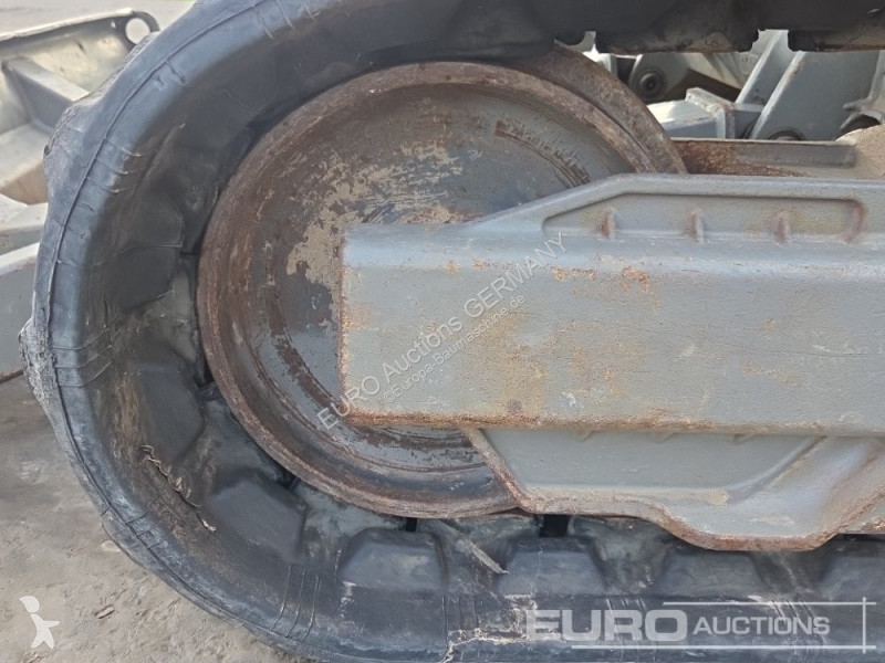 جرافة Volvo ECR25D