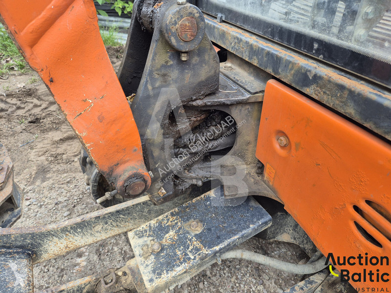 جرافة Hitachi ZX19-5A CR