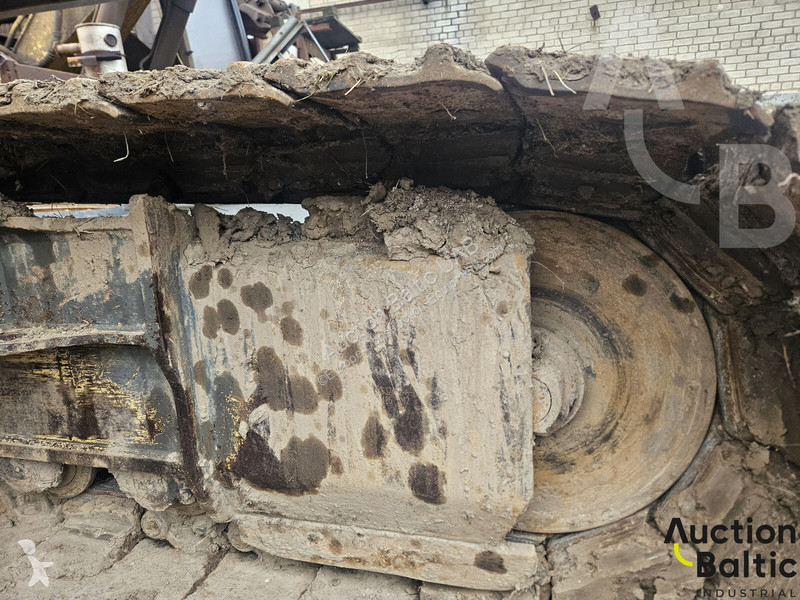 جرافة Volvo EC220EL