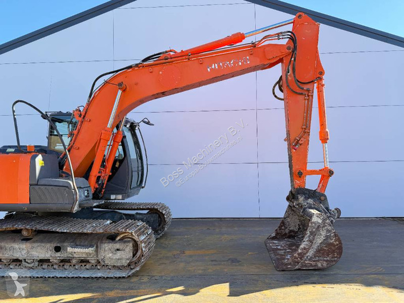 جرافة Hitachi 3 - Hammer Lines / Quick Coupler