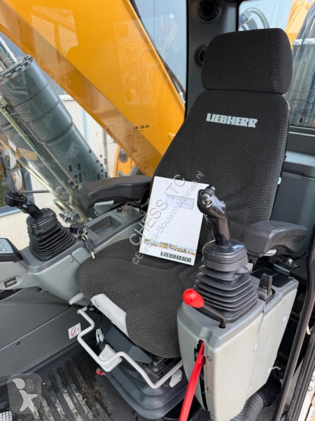Skovel Liebherr - -
