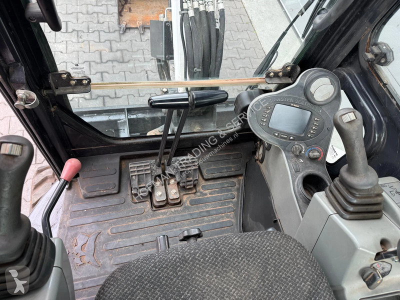 Skovel Bobcat