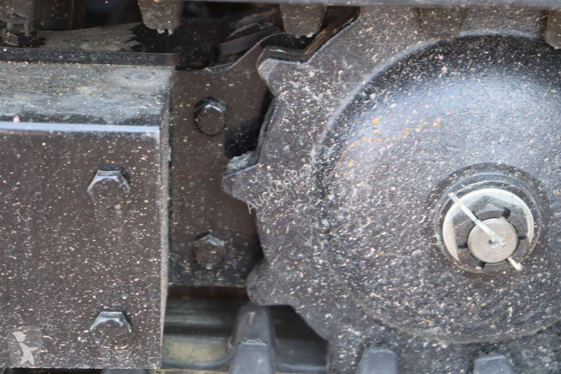 Skovel JPC KV12