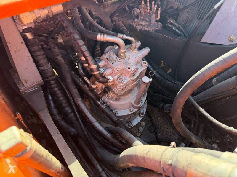 Skovel Hitachi LC5B
