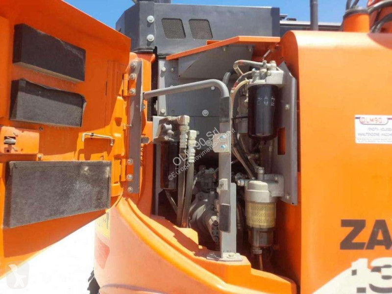 Pelle Hitachi