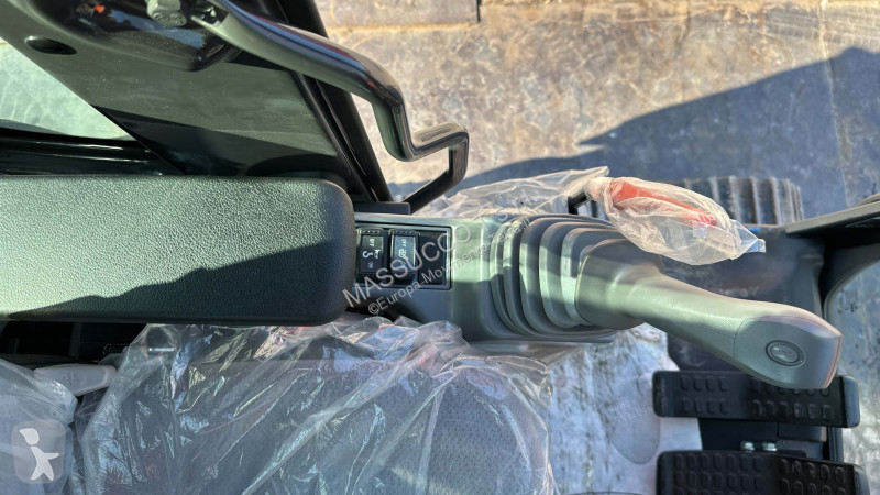 Pelle Hitachi 6 SLF