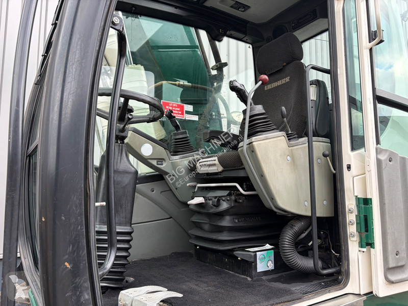 Pelle Liebherr A916