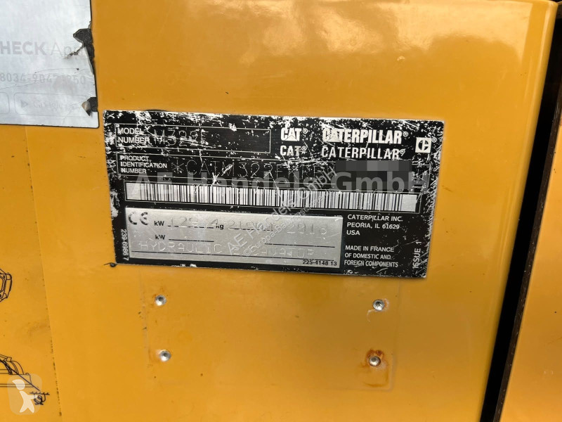 Excavator Caterpillar F...