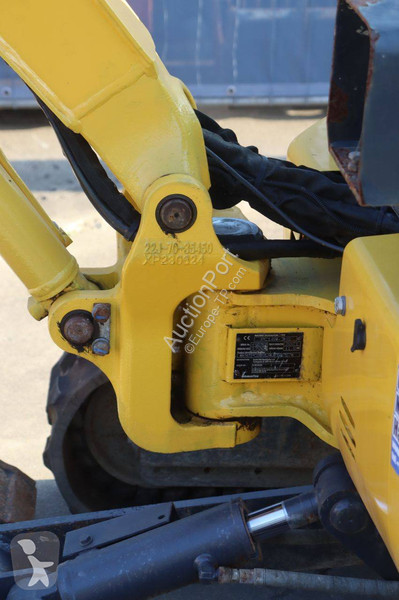 Pelle Komatsu PC14R-3HS