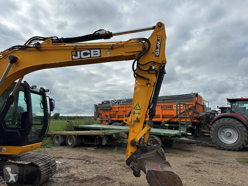 Pelle JCB LC