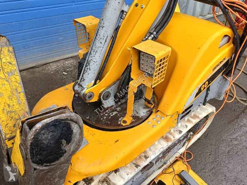 Pelle Brokk 90 husqvarna robot remote excavator...