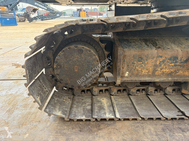 جرافة Hyundai HX260L