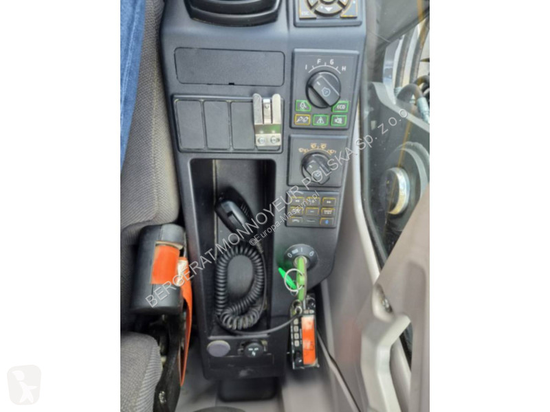 جرافة Volvo ECR 145 EL