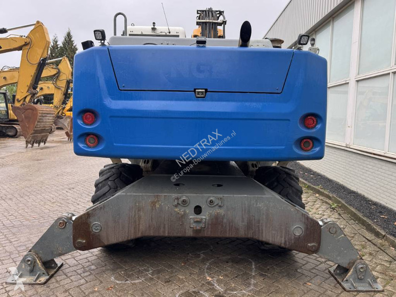 Багер Liebherr