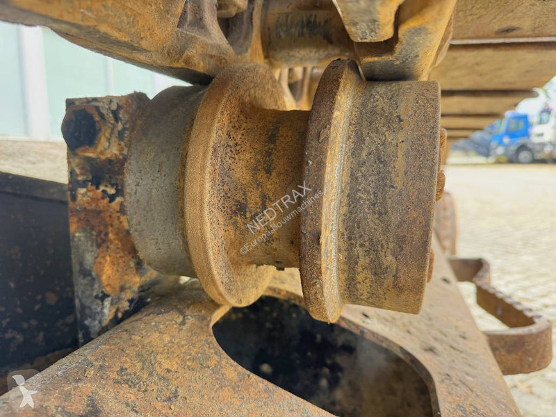Багер Caterpillar