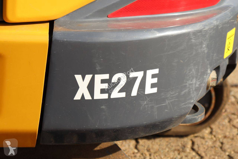 Багер XCMG XE27E