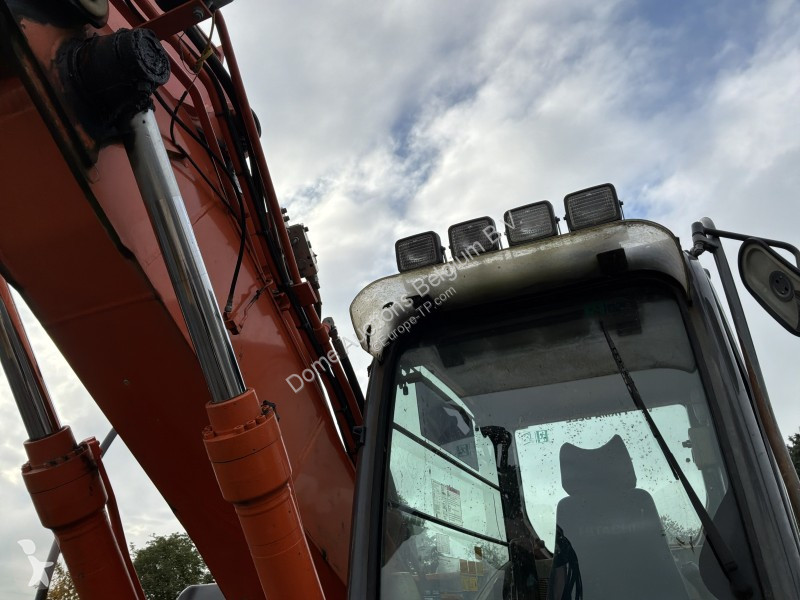 Excavator Hitachi ZX160 LC3