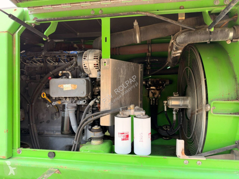 جرافة Sennebogen 825