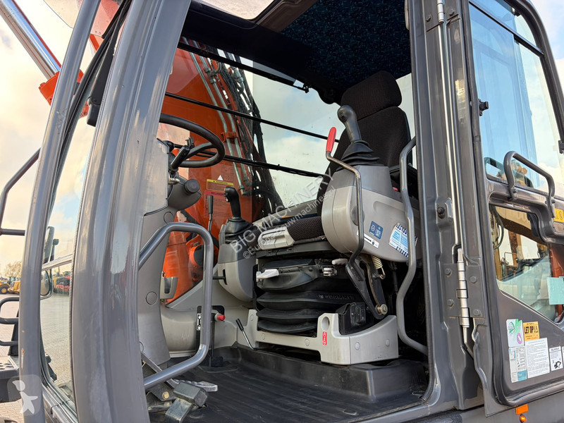 Escavadora Hitachi | Dutch Machine