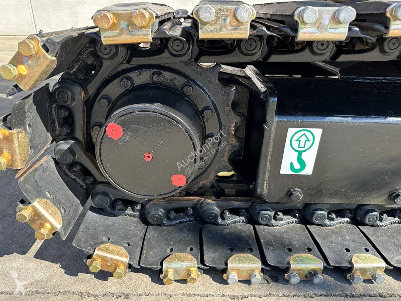 Escavadora Caterpillar