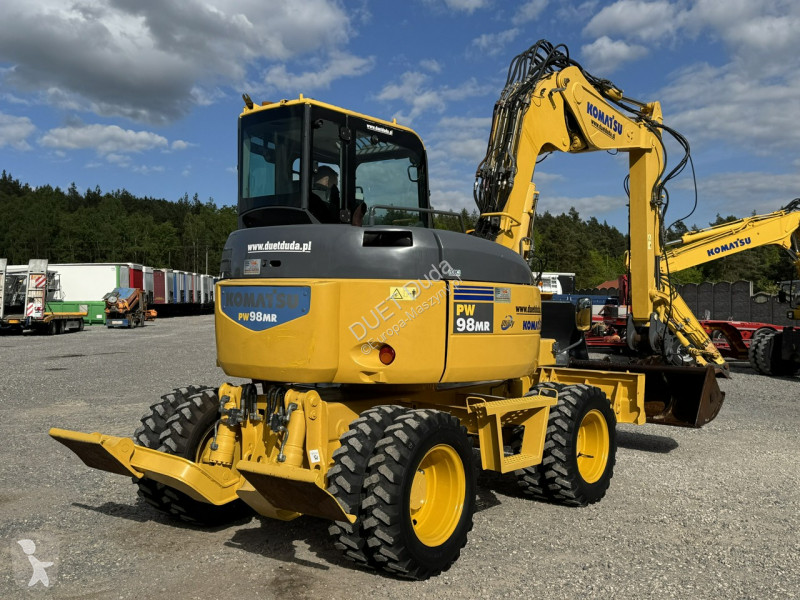 Excavator Komatsu Pług + Podpory 10ton...