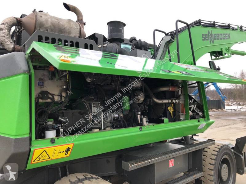 Excavator Sennebogen 821