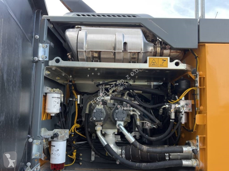 Escavadora Liebherr R922