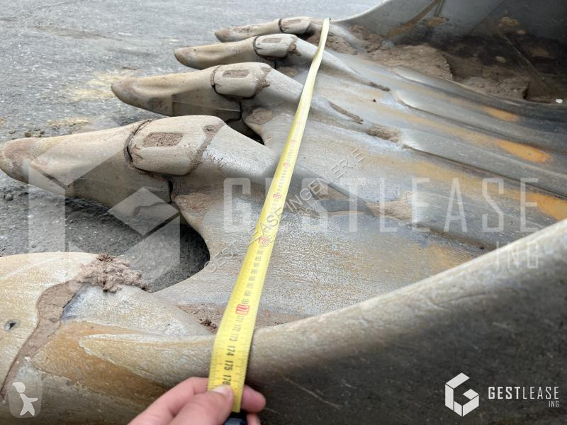 Escavadora Liebherr LC