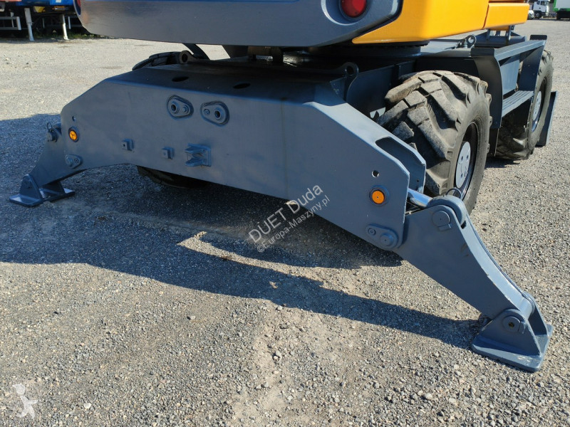 Excavator Liebherr Maszyna po Pełnym...