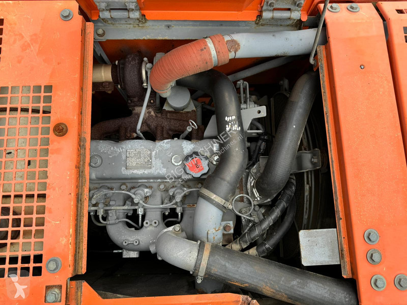 Excavadora Hitachi