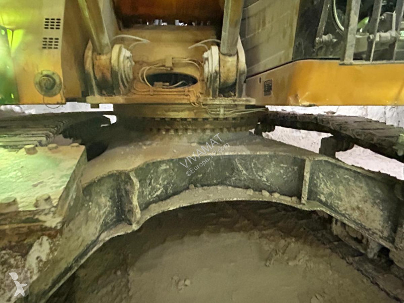 Escavadora Liebherr