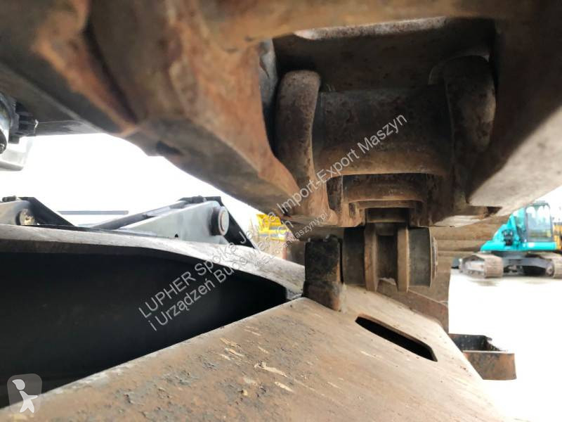 Excavator Hitachi ZX225USLC-3
