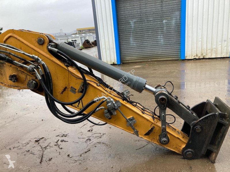 Escavadora Liebherr