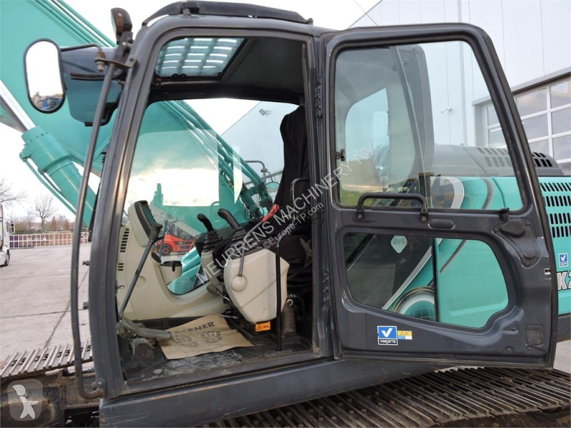 Escavadora Kobelco SK260