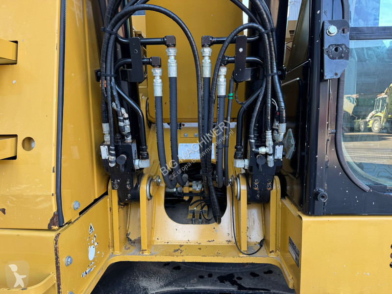 Excavator Caterpillar F LCR