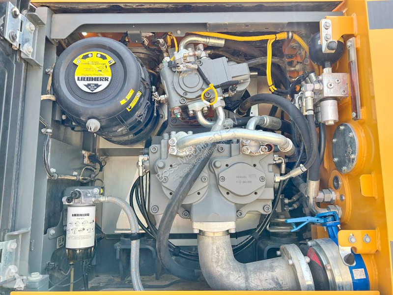 Excavator Liebherr R950 / R945 / - German Machine