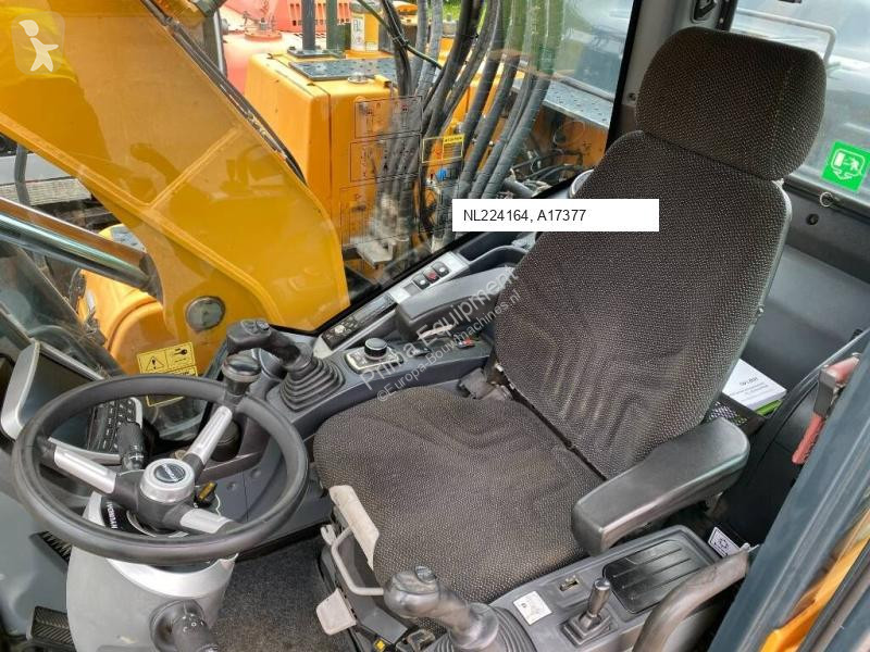 Excavadora Hyundai HW140