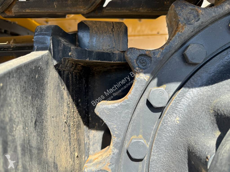 Excavator Komatsu -10M0 New / Unused / Hammer...