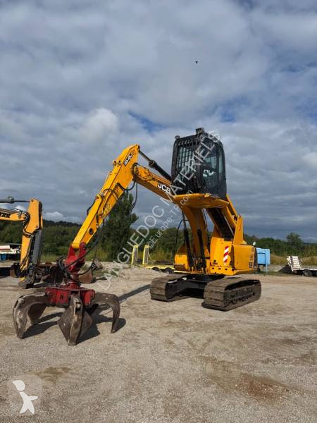 Excavator JCB