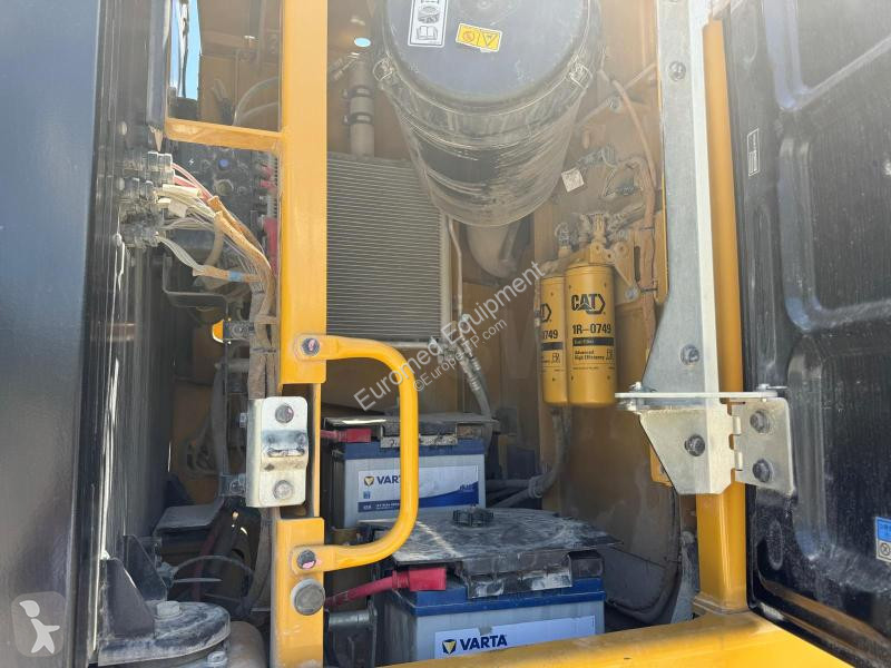 Excavator Caterpillar ME