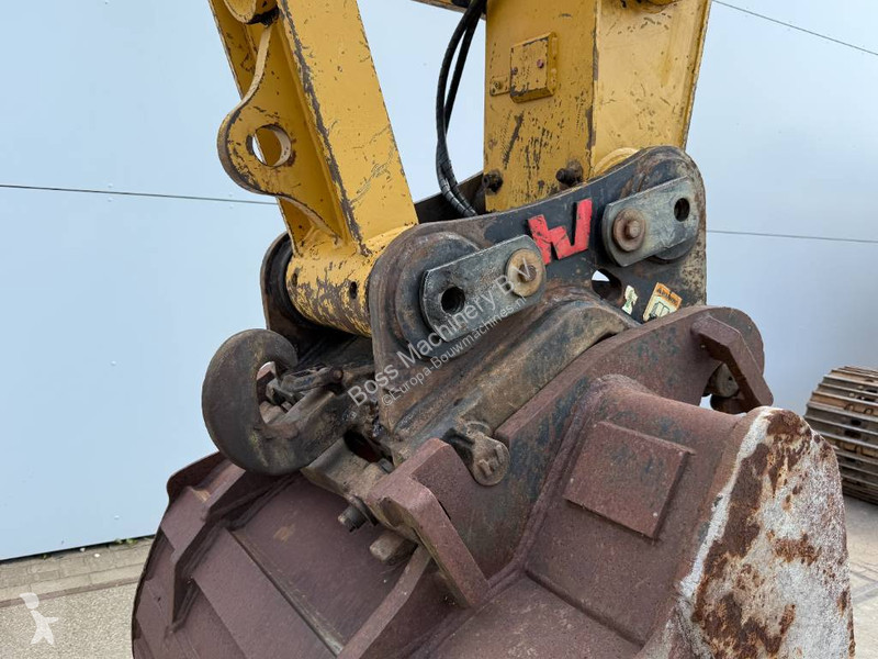 Escavatore Caterpillar - German Machine / Quick...
