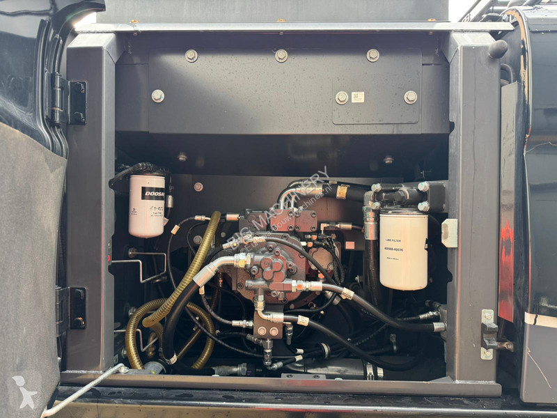 جرافة Doosan -5
